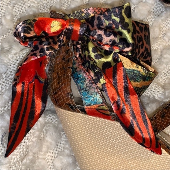 NWT Carlos Falchi Cruz Wedge Sandals 9.5 Multi Animal Print Ribbon Raffia Heel - Picture 6 of 10